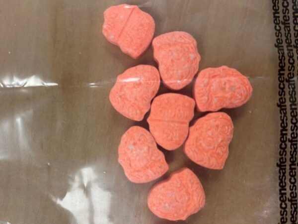 Orange-Trump-MDMA-900x675-1-600x450-1.jpg orange-trump-260mg-mdma